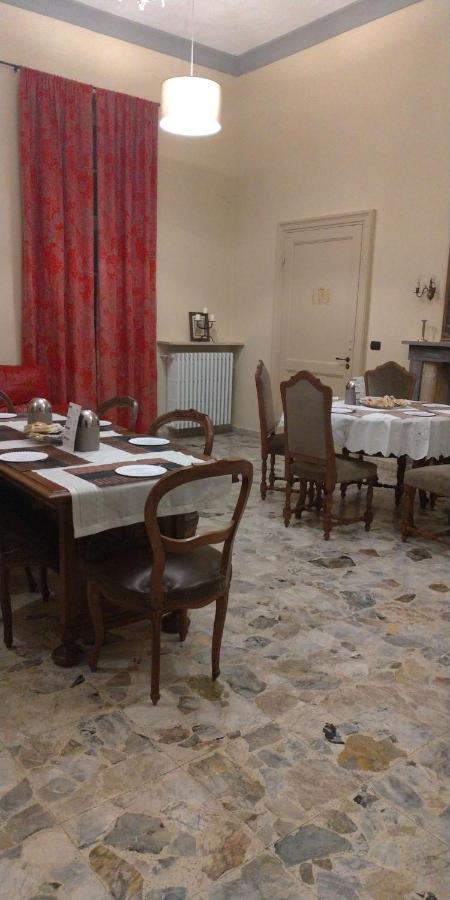 Bed and Breakfast Dimora Castello Dei Conti Trinità Zewnętrze zdjęcie