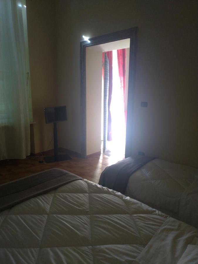 Bed and Breakfast Dimora Castello Dei Conti Trinità Zewnętrze zdjęcie