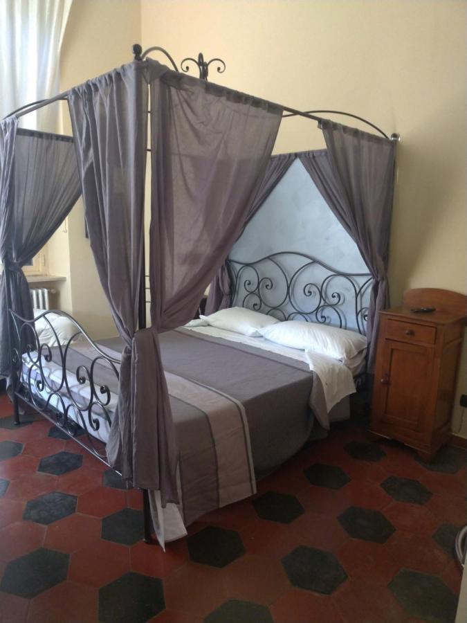 Bed and Breakfast Dimora Castello Dei Conti Trinità Zewnętrze zdjęcie